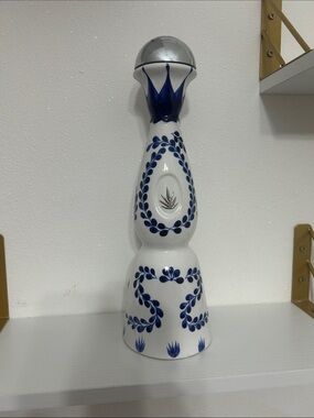 Ceramic Blue and White Decorative Bottle Home Art
